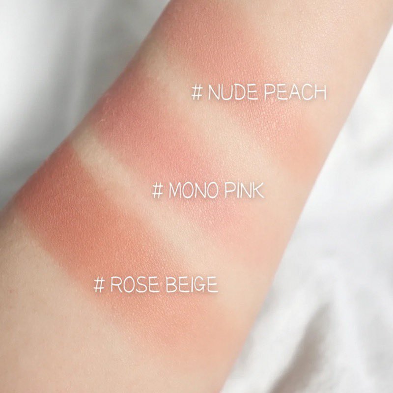 It_s_Me_Shop's tweet photo. พร้อมส่ง 

🌟3CE MOOD RECIPE FACE BLUSH
มี 3 สี 

🌸mono pink 
🌹Rose beige
🍑Nude peach

💰390฿ 
🚚 ส่��ฟรี Kerry 
#3ce #3ceพร้อมส่ง https://t.co/AwPm1dt0QV