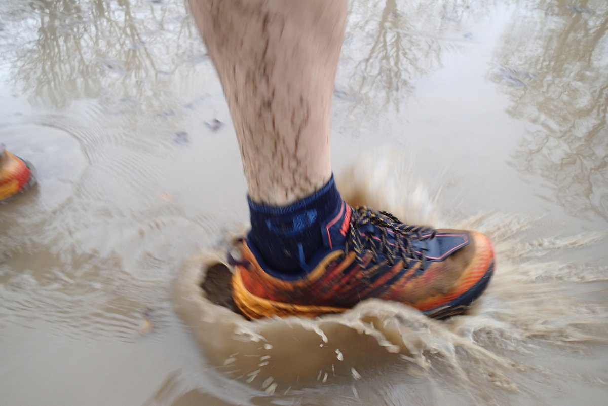 MortenLidegaard's tweet photo. Windy, rainy, muddy!😃What's not to like!! Awesome weather for a lovely run beyond Kings Lock and back for a splendid half😊Really needed that!
Hope you've had a great weekend!
@hoka #SpeedGoat4
@COROSGlobal #Vertix https://t.co/3Oakaq8msg