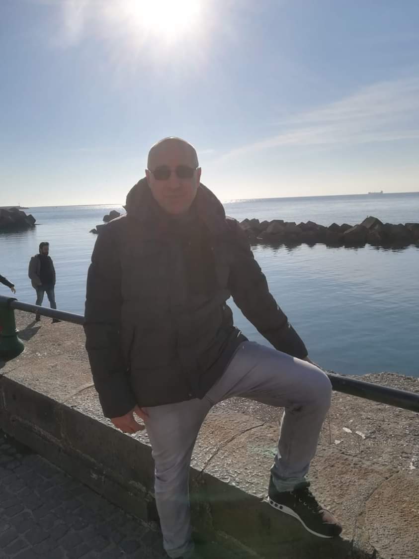asraf1966's tweet photo. Avevo scritto i miei pensieri al cielo.. Ed adesso che richiudo a mente li riporto ad occhi aperti nei miei e tuoi giorni
#ricordi #tempofa https://t.co/YhLaVjol48