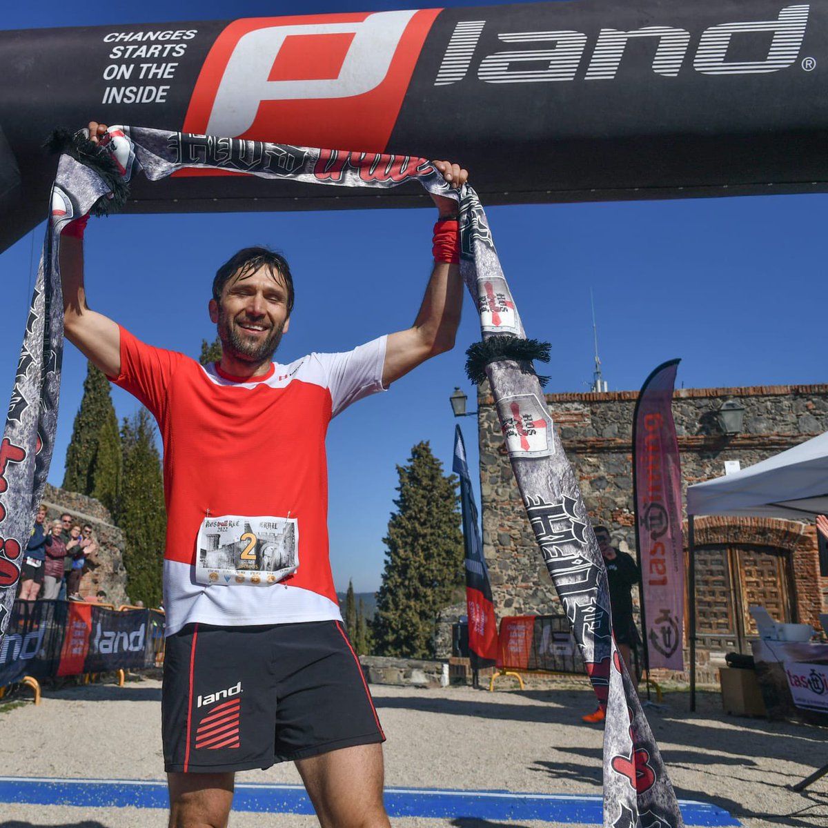 Por fin, despues de 2 anys hoy volviamos a correr en casa. La @hostrailric  es una carrera con sentimiento 😍 que se celebra en la población donde Land  tiene la cede central📍
Victoria de muestro corredor Galobardes 💪🏻

📍 <a href="/AjHostalric/">Ajuntament d'Hostalric</a> 🤩
🎙 <a href="/speaker_events/">J o a n C o s t a</a> 👌
📸 @ricardametller