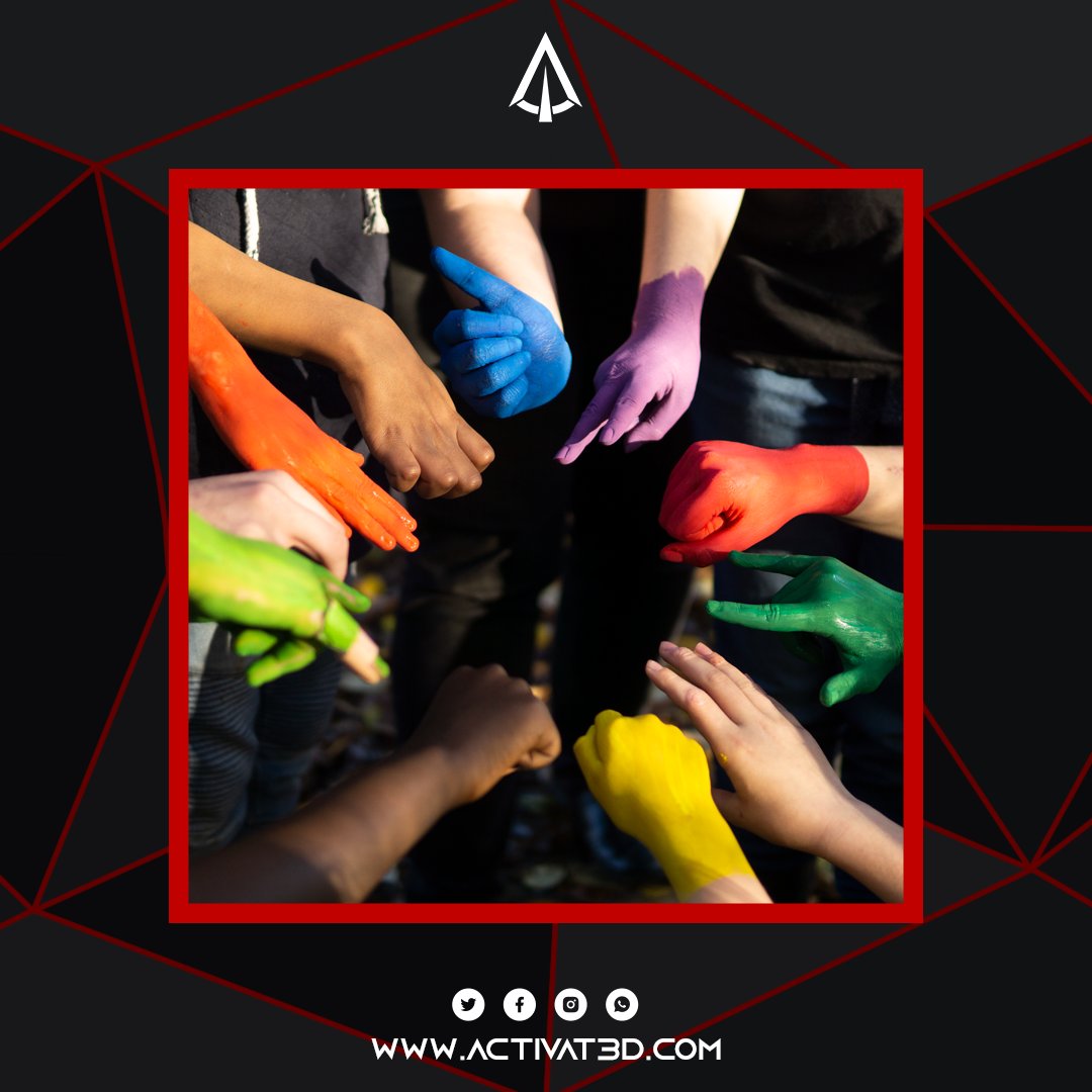 „Gerechtigkeit ist Wahrheit in Aktion.“ Wir von Activat3d stehen für Gerechtigkeit einer jeder Person! Deswegen feiern wir den Tag der sozialen Gerechtigkeit! Die Welt ist bunt, genau wie unsere Produkte! Weißt du qie viele  Farben unsere Produkte haben?