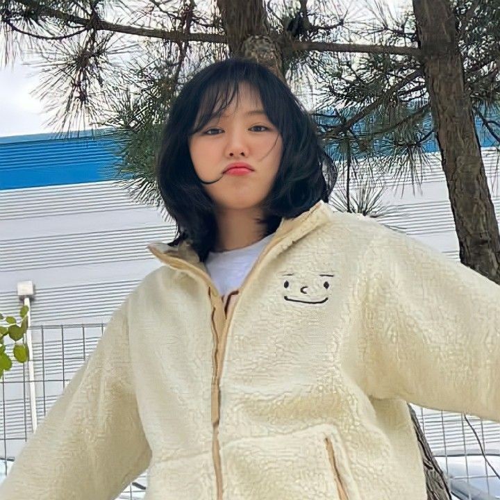 essji_'s tweet photo. Happy Birthday WENDY 💙💙🎉🎉

#WalkTheRoadWithWendy
#우리의_파란_봄_웬디야_생일축하해 

#WENDY
#웬디
@RVsmtown https://t.co/SMjDNCNzN5