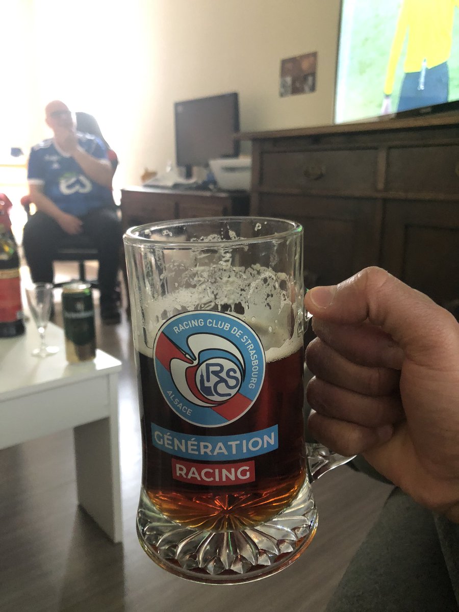 AdriLaBase tweet media