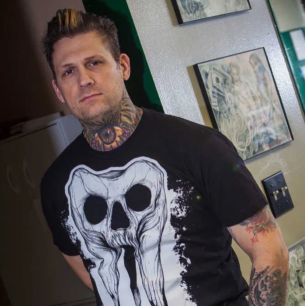 ABAOPod's tweet photo. #KyleDunbar drops by today and we are getting straight to the point and completely off topic and it is an absolute blast! We are talking Ink Master, and any topics that we can find! Kyle is a favorite of #InkMaster and was even voted to come back for 2 seasons. Link in bio! https://t.co/G3yE8UhfAg