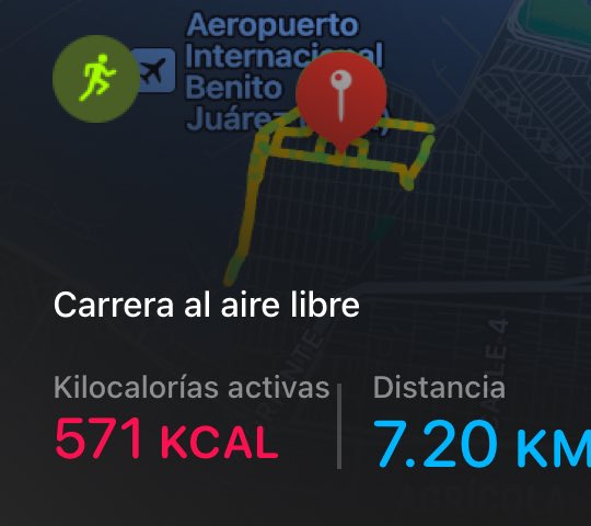 Mau_RL's tweet photo. Vacunado y todo pero se entrenó #yoamocorrer #running https://t.co/H2CZX4RrtA