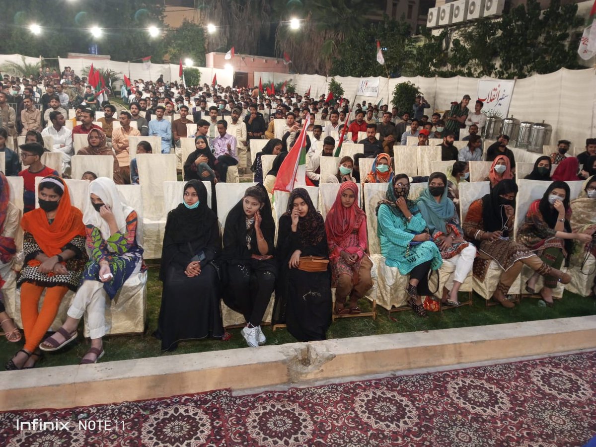 HassanMYW's tweet photo. رکن رابطہ کمیٹی جاوید حنیف کا نوجوانوں سے اظہار خیال ۔۔۔
آج کے نوجوان ہی کل کے معمار ہیں

#JoinMuhajirYouthWing
#MYMFoundationDay https://t.co/nEz5HGeaRS