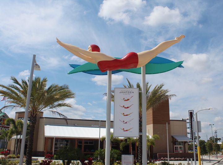 Daytona's Iconic Trail offers an eclectic mix of historical sites, landmarks, and tributes to prominent people. 
Check-in and then check it out:
daytonabeach.com/things-to-do/t…

#DaytonaBeach #TheShores #ShoresResort