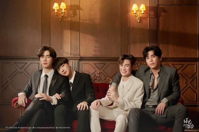 อะไรยังไง ดูกันแล้วหรือยัง 
แค่ EP.แรก ก็ต๊าชใจแล้วน้า 
เฮียอย่าเฉยชากับหนูเอื้อมากนักสิ
<a href="/MandeeWork/">Mandee Work Official</a> <a href="/DomundiTV/">ดูมันดิ DOMUNDI TV</a> 
💓💓 #นิ่งเฮียก็หาว่าซื่อ ❤️❤️