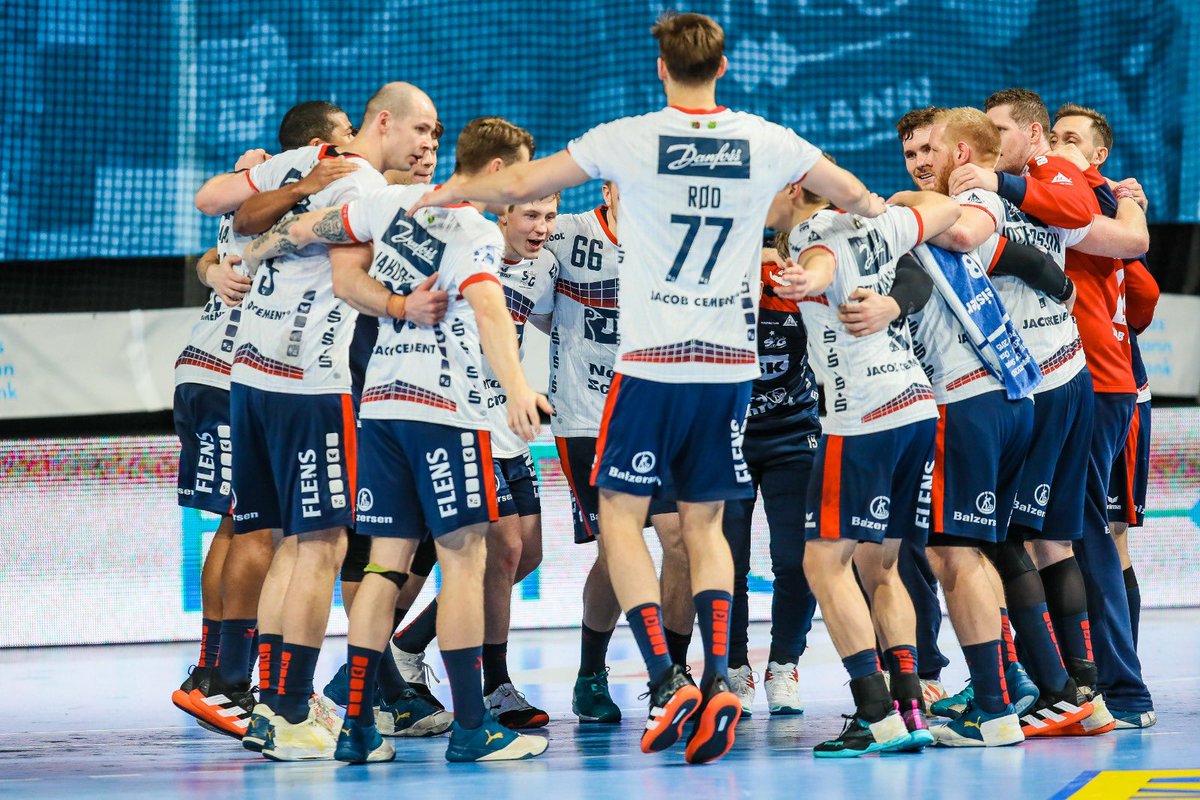 SGFleHa's tweet photo. 🥳 Whoop whoop!
________
#HCESGF 26:30
#SGPower 💙❤️
#OhneGrenzen https://t.co/HhdeLuysOy
