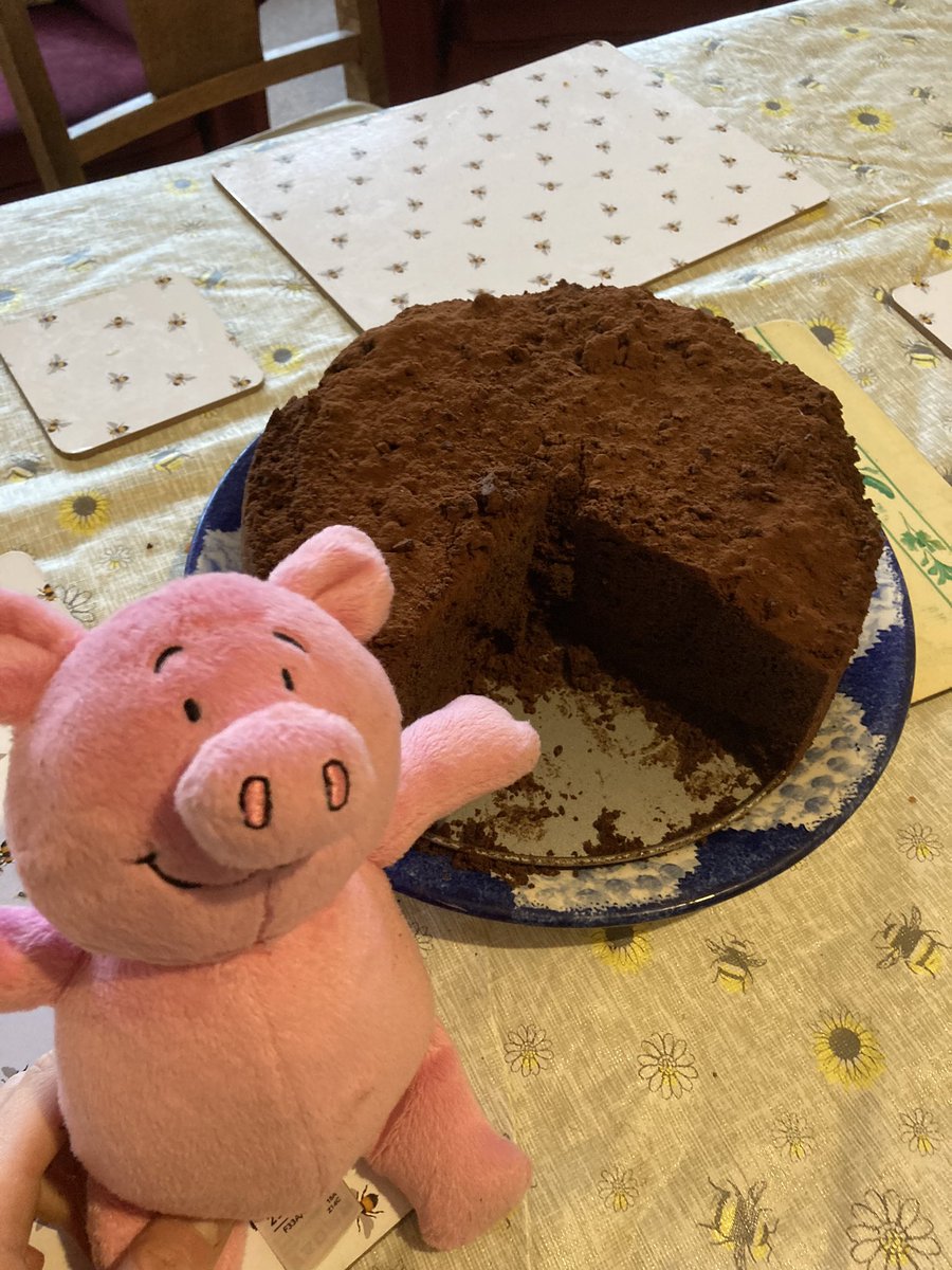 Made a delicious <a href="/Nigella_Lawson/">Nigella Lawson</a> chocolate and olive oil cake for the #stuffiebakeoff