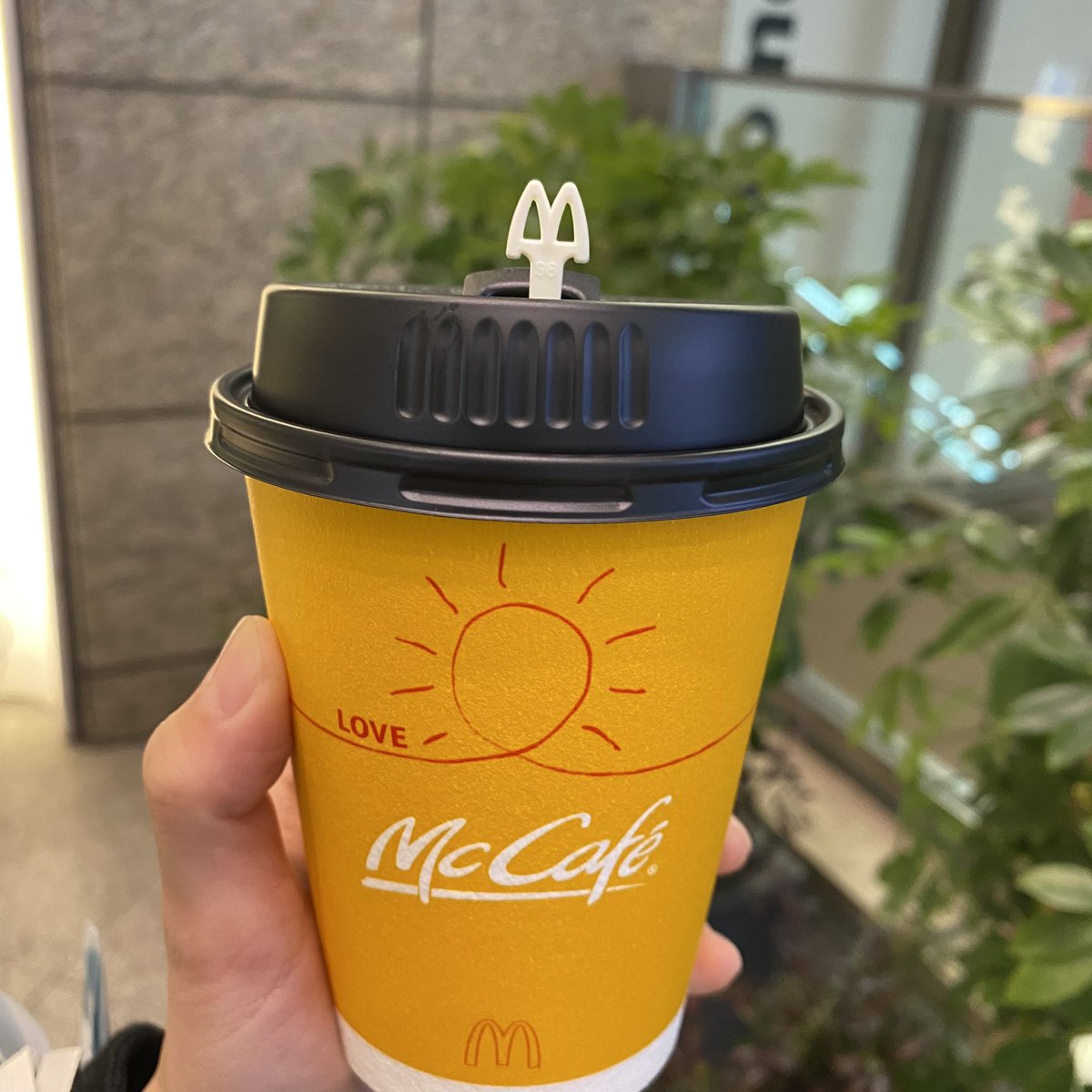 RiiisaCafe's tweet photo. #今日はマクドナルドでカフェラテタイム https://t.co/ycvSpkLovv