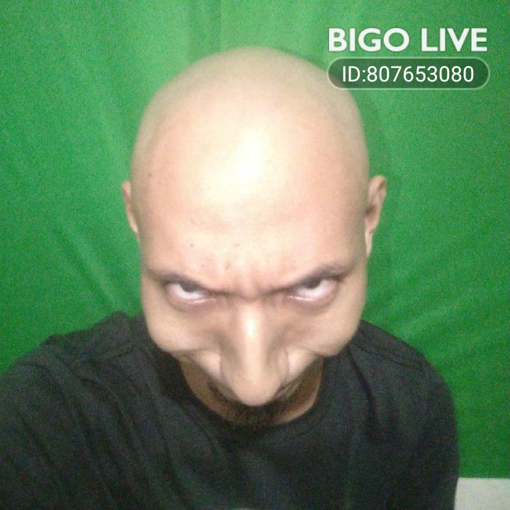 rizkiis's tweet photo. Come and see Moh Yusuf streaming live on #BIGOLIVE and make new friends!  https://t.co/HxawrQ0gw3 https://t.co/mGKK3Sli9e