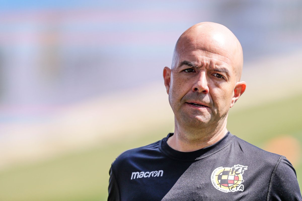 Hay algo en lo que todos los aficionados al fútbol están de acuerdo, sean del equipo que sean, González Fuertes es el peor colegiado de #LaLiga y con diferencia. Cada partido que dirige desprestigia a la competición y cada semana perjudica e influencia negativamente al fútbol.