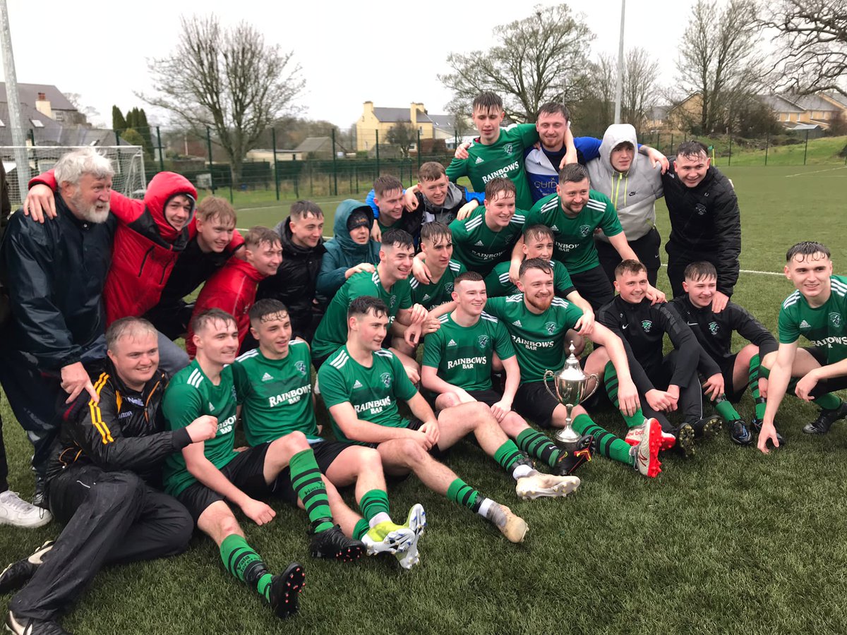 valewfc's tweet photo. WE ARE PREMIER LEAGUE, SAY WE ARE PREMIER LEAGUE!!!

CHAMPIONY CHAMPIONEY O WAY O WAY O WAY!!

🟢⚫️⚪️🏆 @CarlowSoccer @FAIreland @FAICarlow @valewfc https://t.co/lGgQvhAR15
