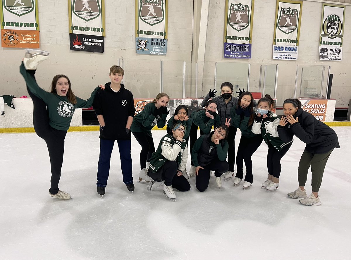 NoviVarSkate's tweet photo. Let’s GO Wildcats!!! Last Competition of the season!!! Celebrating our Senior’s today!!!#Novipride https://t.co/U1rRWLdK4j