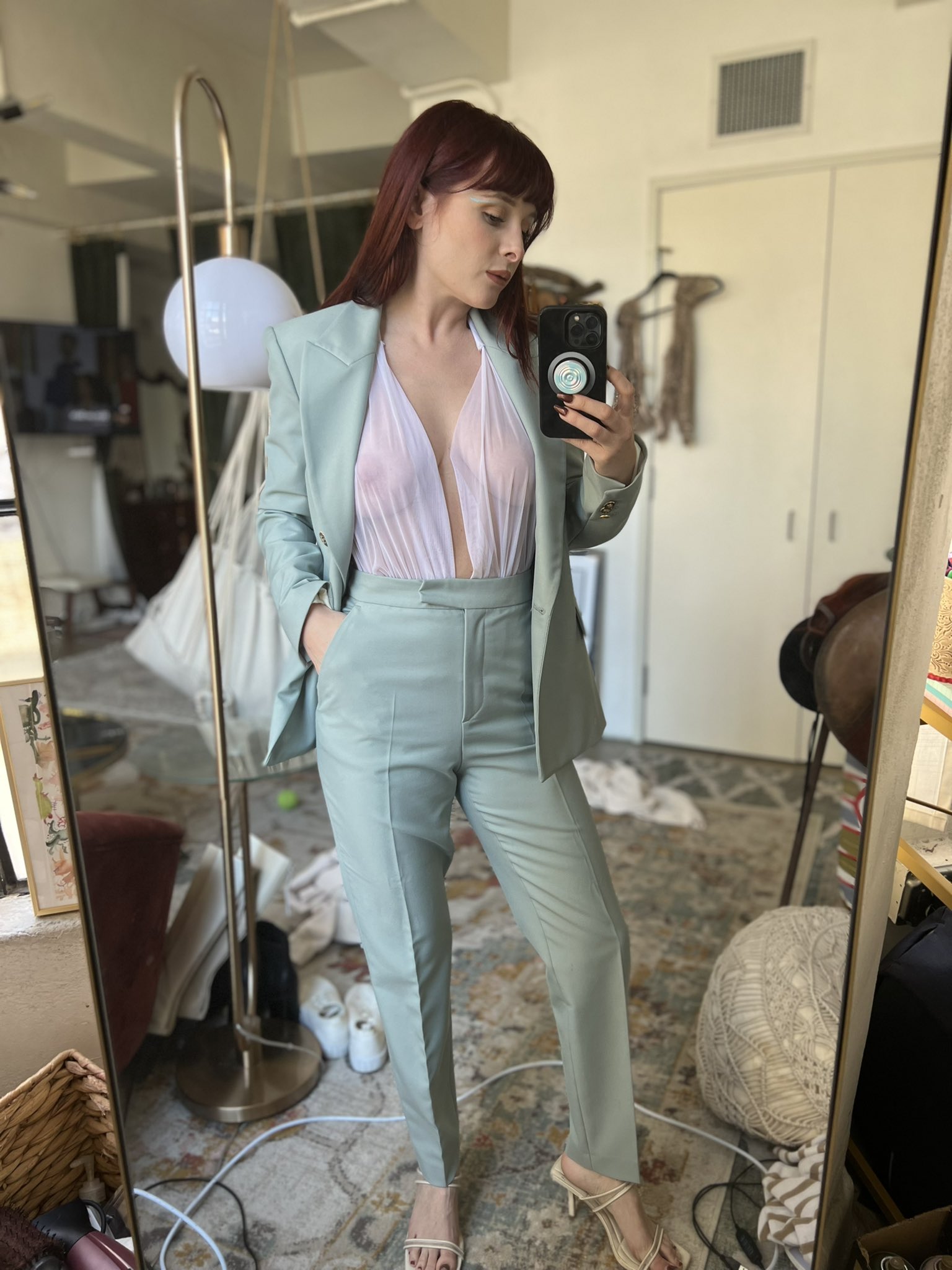 TW Pornstars - 1 pic. Odette Fox. Twitter. A femme power suit with minimal undergarments is