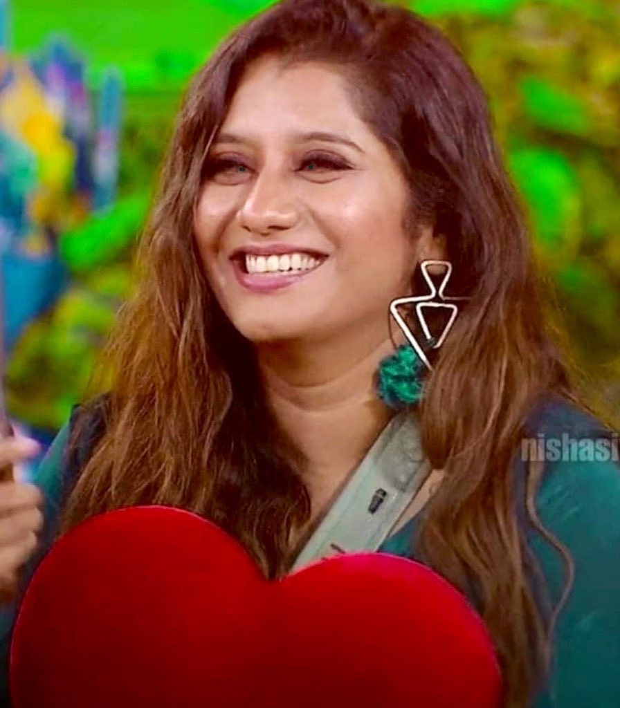 minniecreation8's tweet photo. @sowmiyadalias @Priyanka2804 She brights the house with her naughtiness ♥️
She is the beautiful chellama 
@Priyanka2804 Love you #Priyanka #PriyankaDeshpande
PC: @nishasivaa https://t.co/cfIDDNZrmN