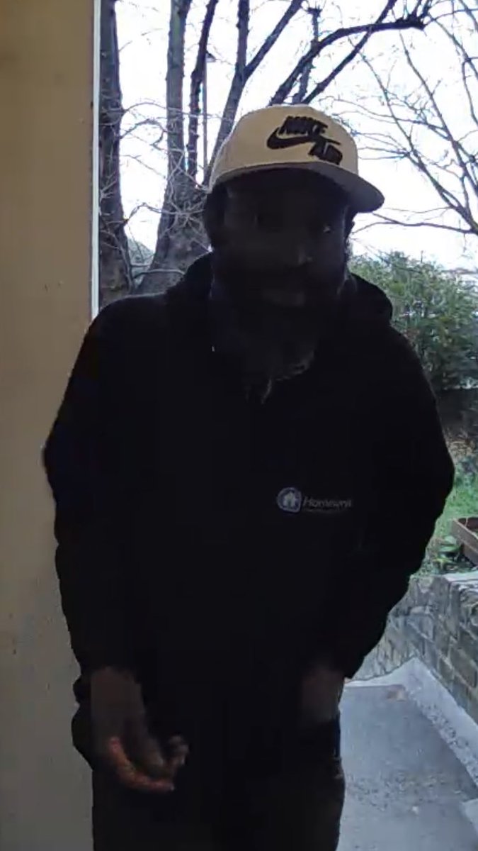 So Lambeth have now secured our front garden with a new fence and gate but Larry just keeps coming in. This guy has been taking drugs on our property for a year and a half now! @MPSFerndale @MPSBrixtonHill <a href="/metpoliceuk/">Metropolitan Police</a> <a href="/LambethMPS/">Lambeth Police | Central South BCU</a> @SaferLambeth <a href="/RiversideUK/">Riverside Group</a> <a href="/lookaheadtweets/">Look Ahead</a>