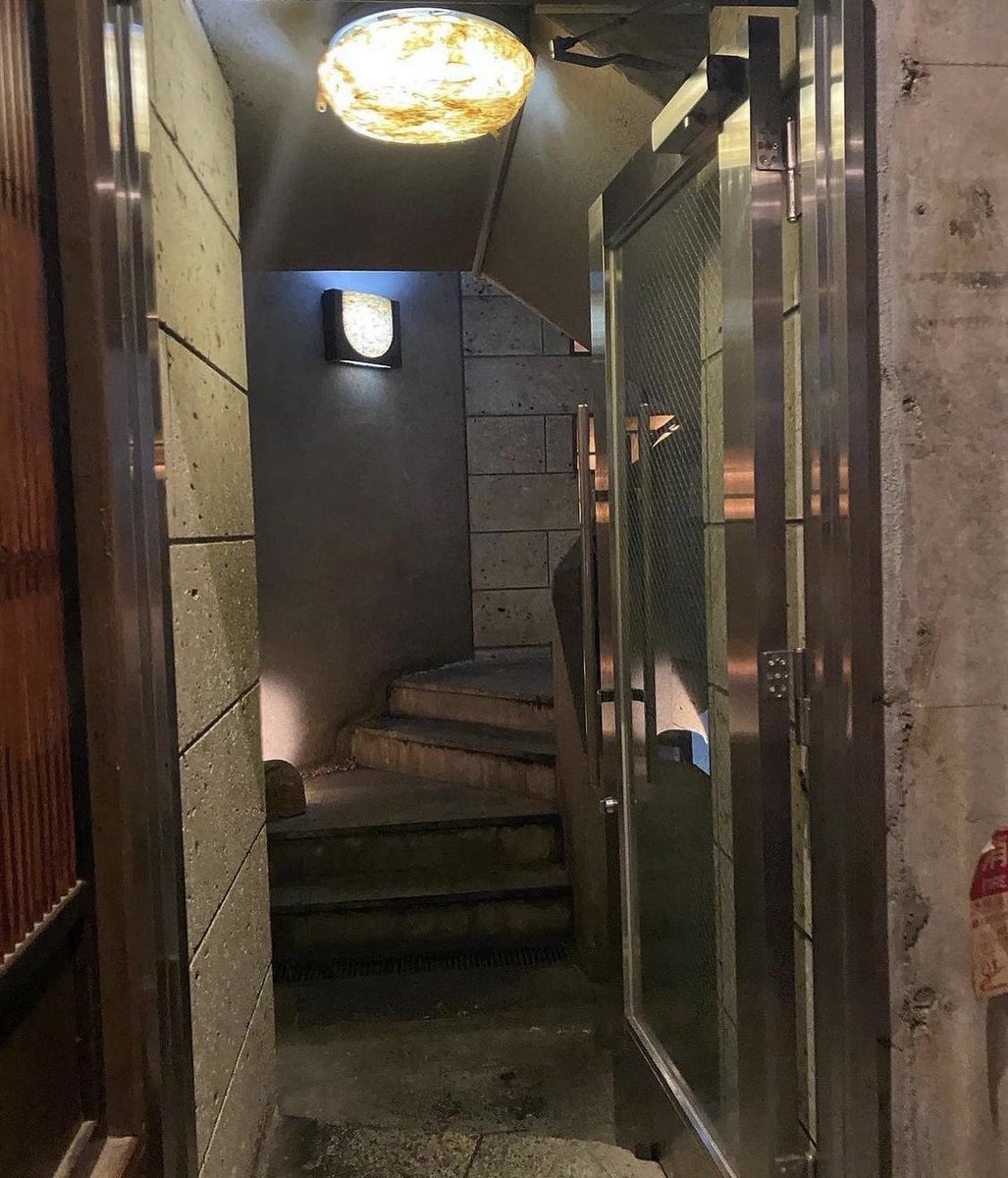 gohandayow's tweet photo. 📍三十五段屋 /神泉
渋谷の隠れ家かつコストパフォーマンス良しな和食居酒屋🏮
階段を35段下がった場所にお店があることから三十五段屋っていうらしい………
汁べゑの系列店みたいで、お店の雰囲気もよくてご飯も美味しかった〜🥺 https://t.co/td9DyT1V1O