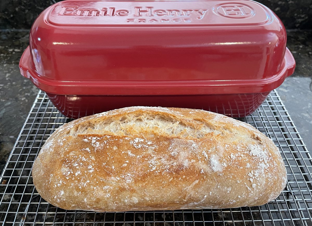 cjvail's tweet photo. No competition, my two favorite purchases in the last year have been my @Ember_Tech mug and this Emile Henry bread pan! #imadebread https://t.co/lq86v4alnZ