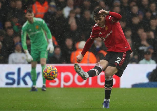 UTDNikughhh's tweet photo. A Victor Lindelöf appreciation tweet, cuz that man deserves it😤 https://t.co/IjRt1f9Ane