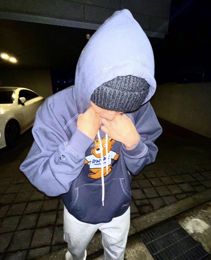 Wade Reigan. 

restarting. not new account, not new to rp just restarting. rt/likes to be mutuals mga baby.