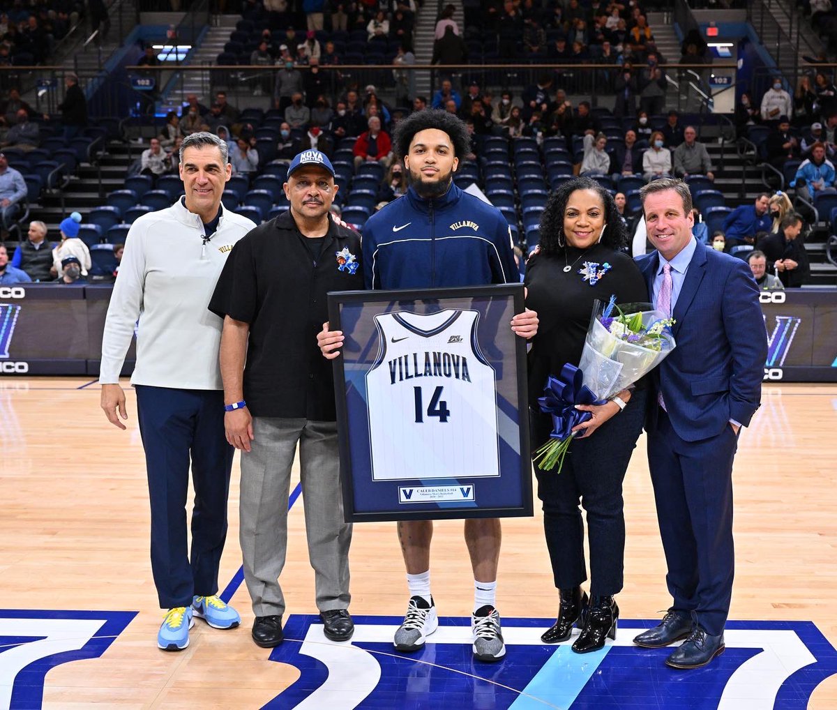 NovaMBB's tweet photo. 𝐒𝐞𝐧𝐢𝐨𝐫 𝐍𝐢𝐠𝐡𝐭 𝐅𝐫𝐚𝐦𝐞𝐬 📸

@jbrandonslater | @c_cd21 
@kevinvoigt23 | @MaalikWayns2 https://t.co/tRuKyMHF3p