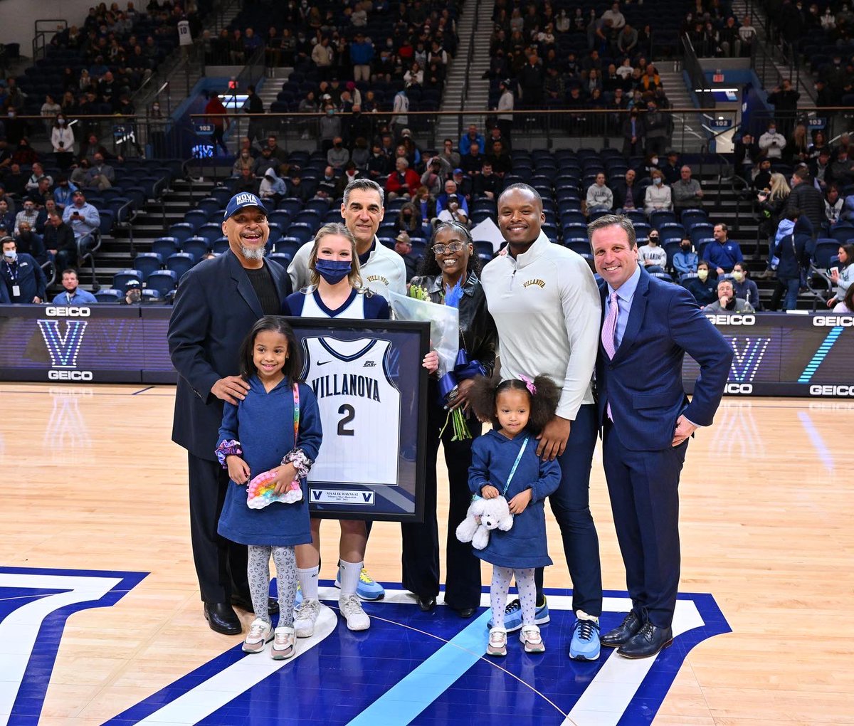 NovaMBB's tweet photo. 𝐒𝐞𝐧𝐢𝐨𝐫 𝐍𝐢𝐠𝐡𝐭 𝐅𝐫𝐚𝐦𝐞𝐬 📸

@jbrandonslater | @c_cd21 
@kevinvoigt23 | @MaalikWayns2 https://t.co/tRuKyMHF3p