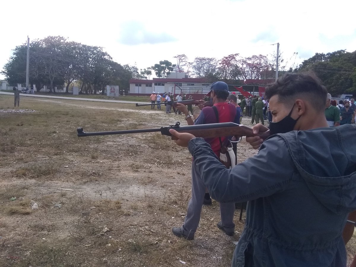 UJCdelaUHo's tweet photo. #CubaVive | A minutos de concluir este ejercicio de la defefensa territorial, el pueblo continua entusiasta y participativo en cada actividad que se realiza
@HolguinClub @FeuUho @univholguinera @UJCdeCuba @AnabelNaranjoP4 @bellind21 @idiannelis @PresidenciaCuba @FEU_FACING_UHO https://t.co/lhsvLSM0eU