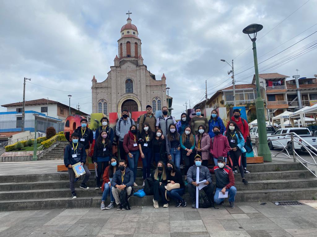SantiagoJimboD's tweet photo. La investigación en la @udecuenca tiene como actor principal a la población de nuestro país… Gracias @SantaAna_GAD @augustahermida @jerves_m por hacer que nuestras instituciones públicas trabajen en equipo, en beneficio de quien lo necesita. https://t.co/Rlz1sOqeqL