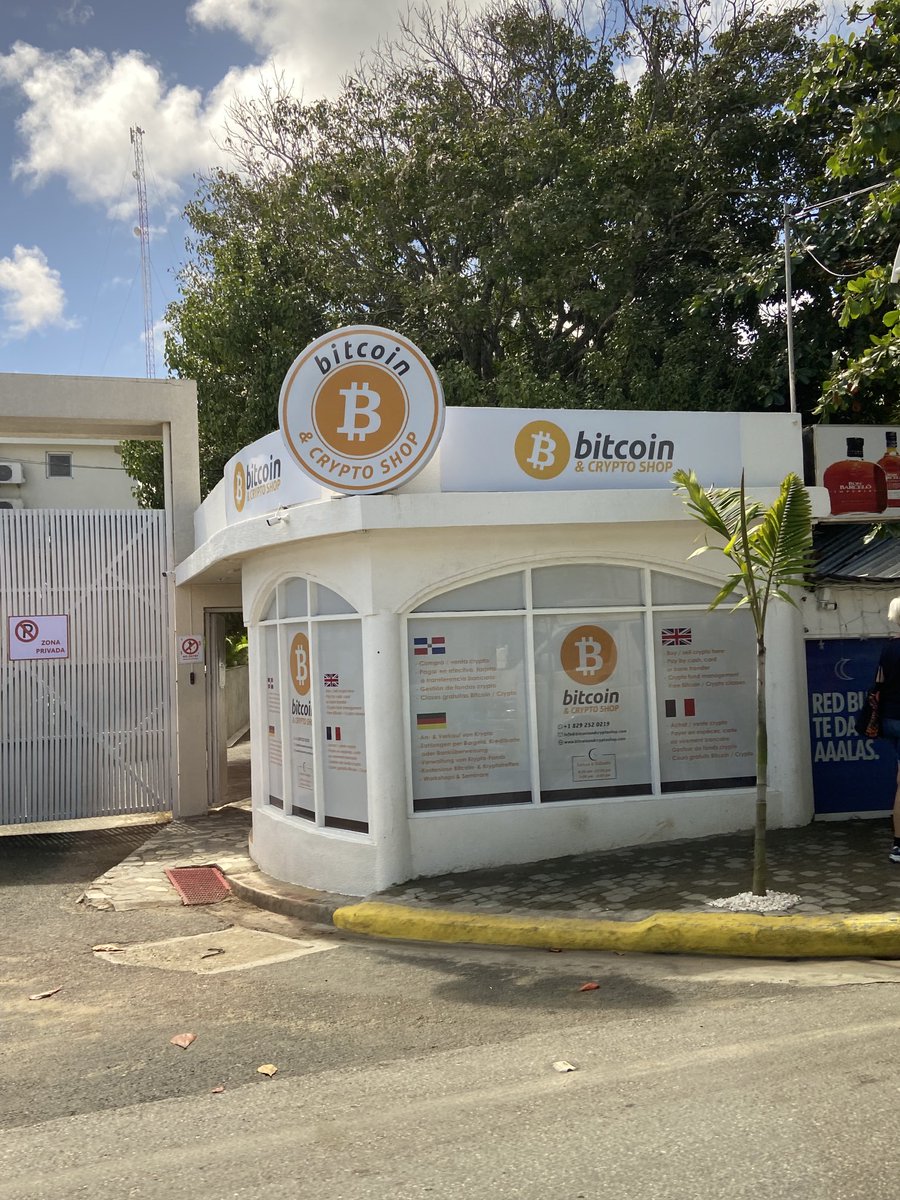 scottmelker's tweet photo. The Dominican Republic knows what’s up. https://t.co/Oxdxr2KVpy