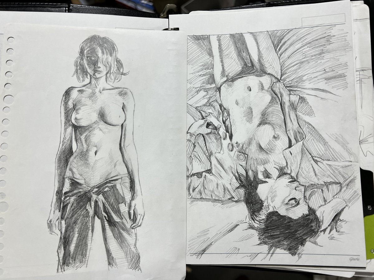 うわーー懐かしい。学生時代のヌードスケッチとか出てきた。

結構よく描けてない??? 
