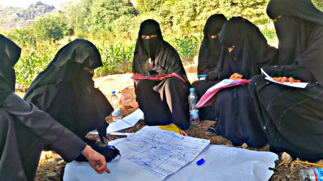 SFDYemen's tweet photo. Yemenis live in an entangled crisis that has prompted the vulnerability of #Women #IDPs #PwDs. This has been a driver 4 #SFDYemen & @SMEPSYEMEN to improve policies to TARGET this group w/#EMPLOYMEN, skills, knowhow, services across sectors
#WorldDayOfSocialJustice
#YemenCantWait https://t.co/gLe74o3Z0X