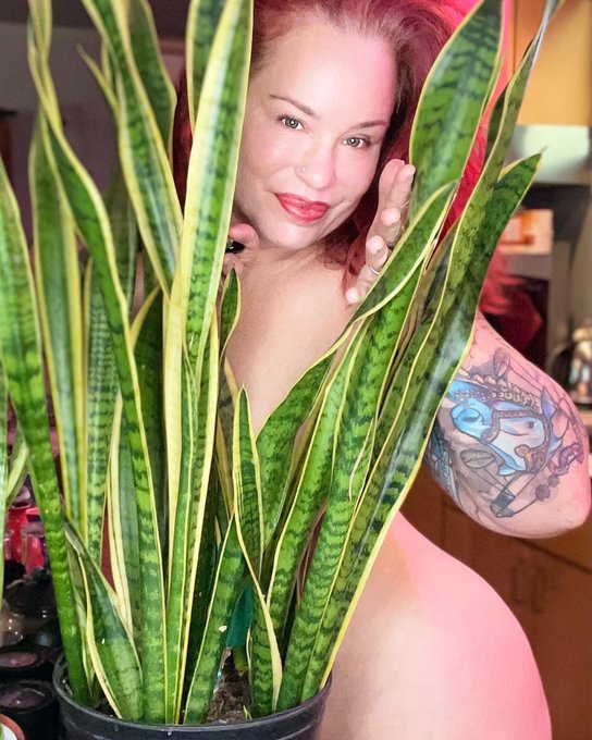 Good morning Twitter💋 https://t.co/nguHRRs8xs<a href="/tag/newprofilepic"class="tags"><span>#newprofilepic</span></a>