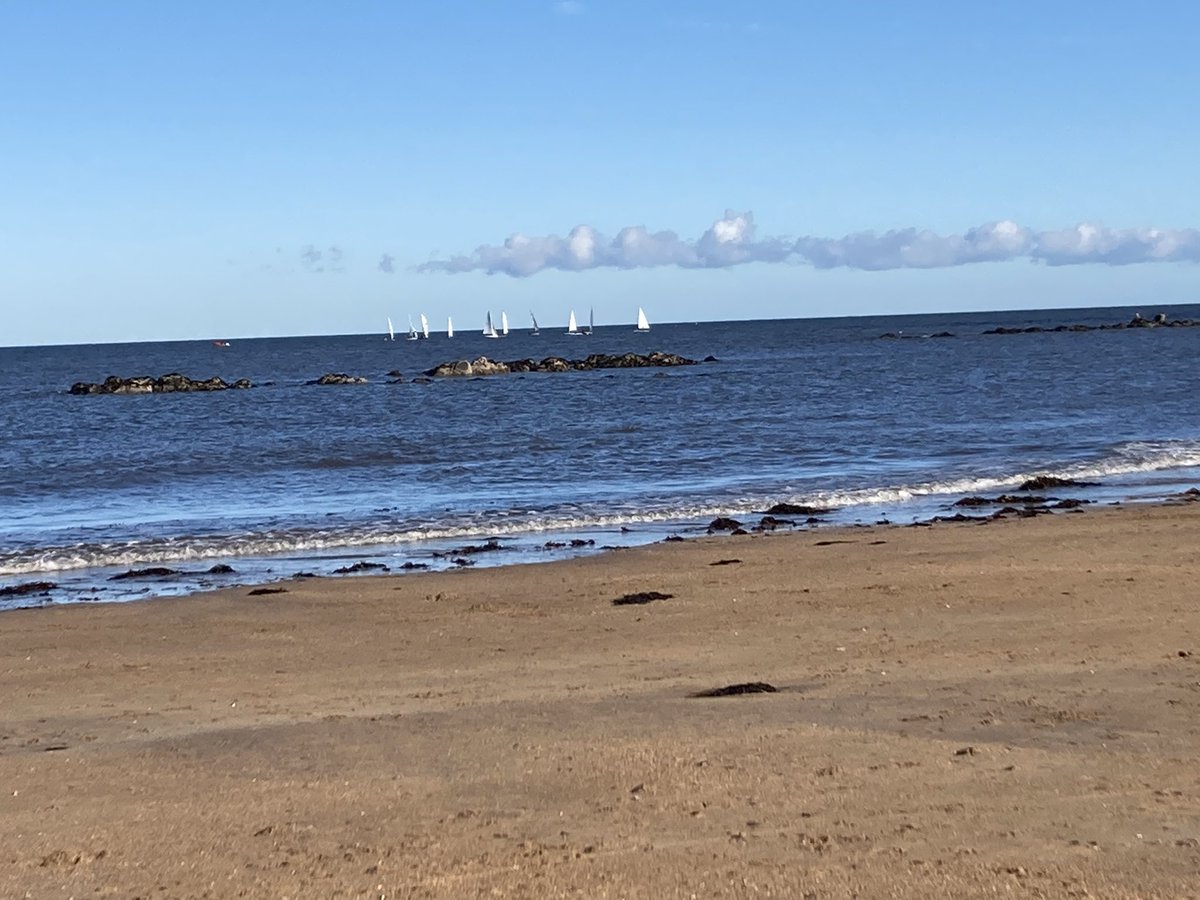 ELYC_NB's tweet photo. Sails in the distance. Lovely day for for a sail, maybe a little bit cold, but beautiful. #NorthBerwick #EastLothian https://t.co/yQhirkKcf6