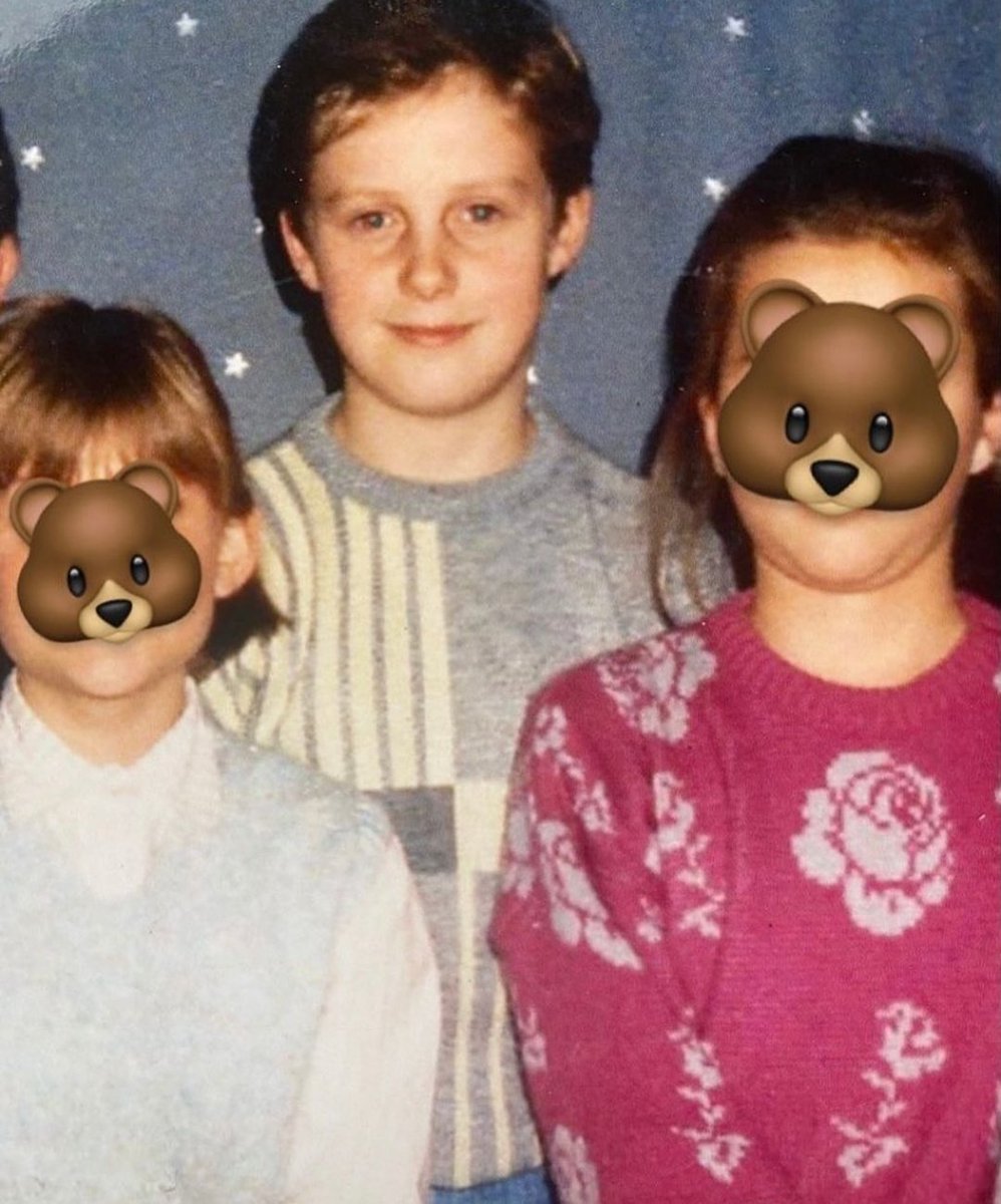 Who Are You Wearing? (@whouwearingpod) on Twitter photo Get warm from any storm in this incredible 1980s knitwear, courtesy of this incredible 90s nostalgiafest chat between <a href="/Ianhwatkins/">H from Steps</a> & <a href="/kiripritchardmc/">Kiri Pr'chard-McLean</a>!
Available now with transcript wherever you listen to your podcasts. Get warm from any storm in this incredible 1980s knitwear, courtesy of this incredible 90s nostalgiafest chat between <a href="/Ianhwatkins/">H from Steps</a> & <a href="/kiripritchardmc/">Kiri Pr'chard-McLean</a>!
Available now with transcript wherever you listen to your podcasts.