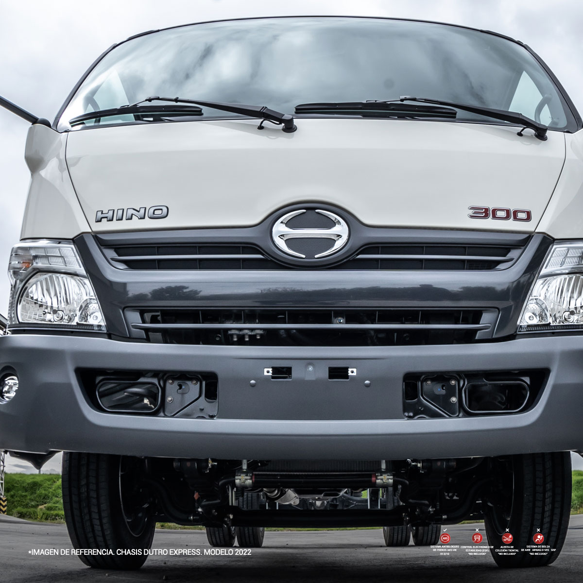 HinoColombia's tweet photo. #DutroExpress | Un camión ideal para las empresas de logística y encomiendas, cuenta con una capacidad de carga bruta de 4.090 Kg. Conoce sus características potenciales y cotízala en línea aquí: https://t.co/cRFhBzLMdw https://t.co/A19aRVRM7s