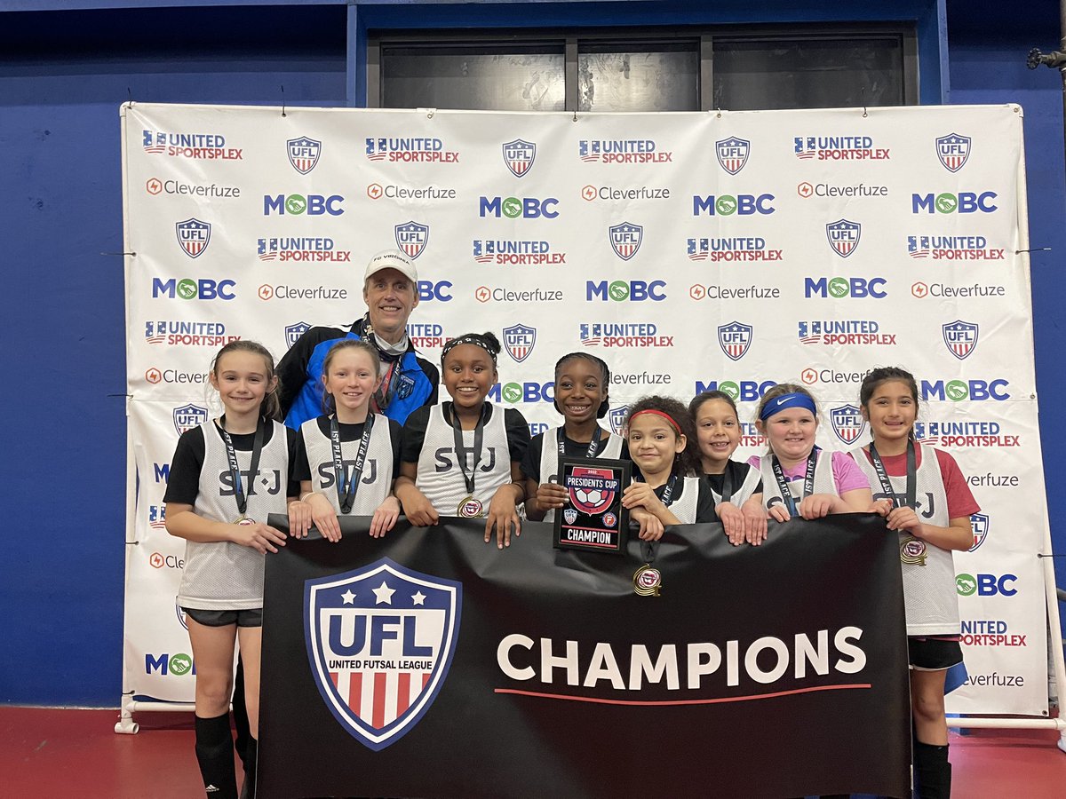 UFLfutsal's tweet photo. #UFLPresCup22 2012 Girls
🏆 Champions - STJ FCV
🥈 2nd Place - Sporting MD https://t.co/jDKNXkENhQ