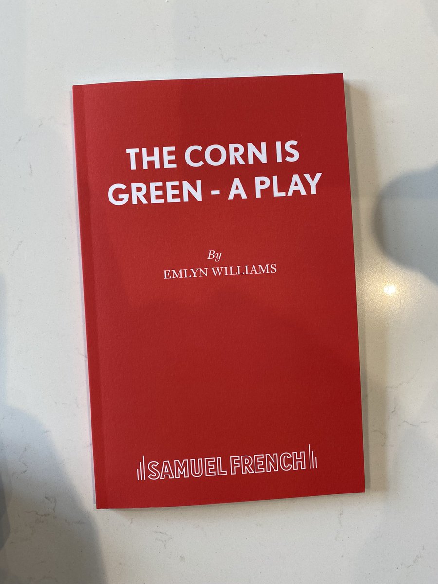 JohnIeuanJ's tweet image. I’ve had negative LFT tests for 2 consecutive days there I’m free and will be on the first train to London tomorrow morning to start rehearsals at @NationalTheatre - pinch me, I cannot wait!! 

@RyderManagement