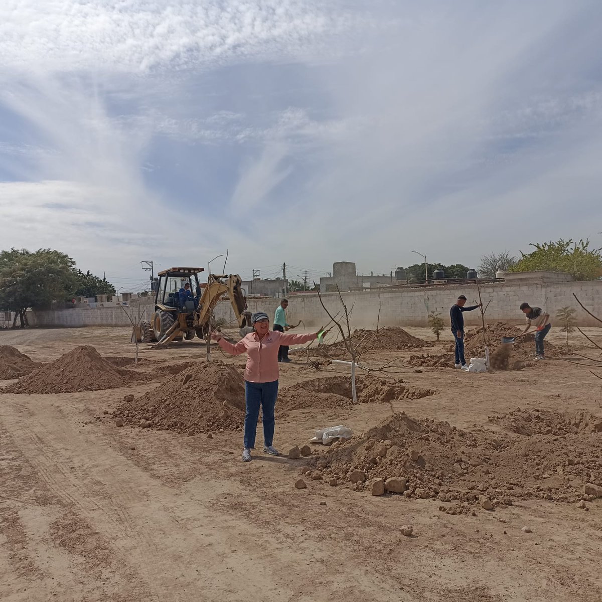 CP_BOTS's tweet photo. El día de ayer parte del equipo formo parte de la campaña de reforestacion en el patronato del padre rigo. La actividad fue llevada con apoyo del patronato, alumnos que realizan su servicio social y miembros del equipo CP-BOTS.
#cpbots #fightingspirit https://t.co/Xe9Ntr0vMz
