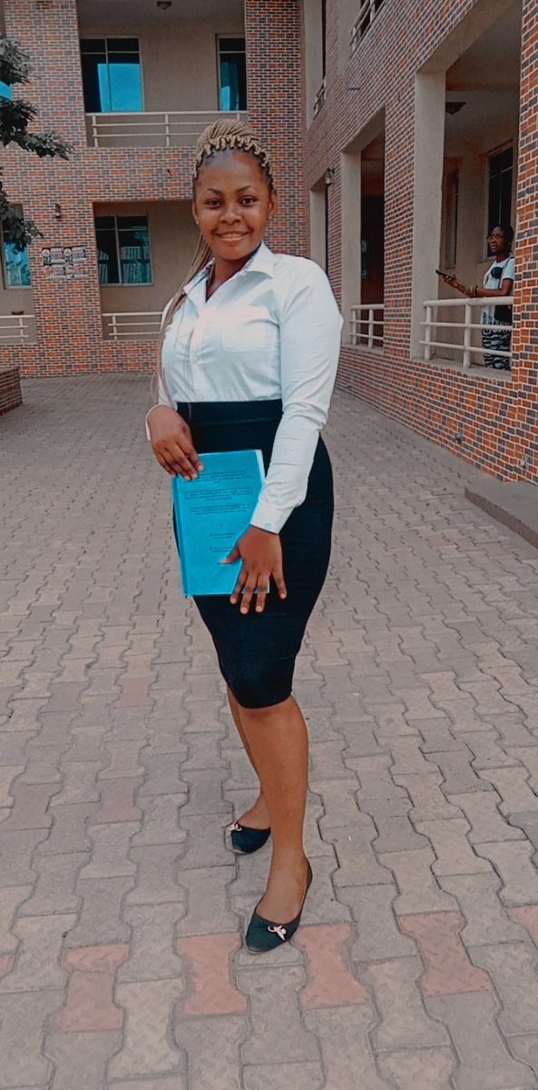 IbeChinazaMary1's tweet image. Proposal defence done 💃💃
#Zaram