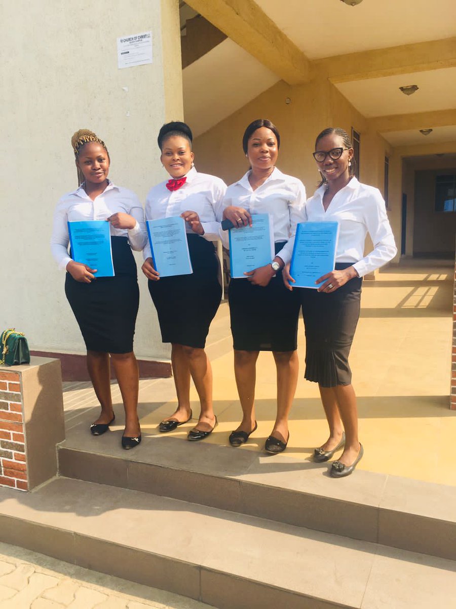 IbeChinazaMary1's tweet image. Proposal defence done 💃💃
#Zaram