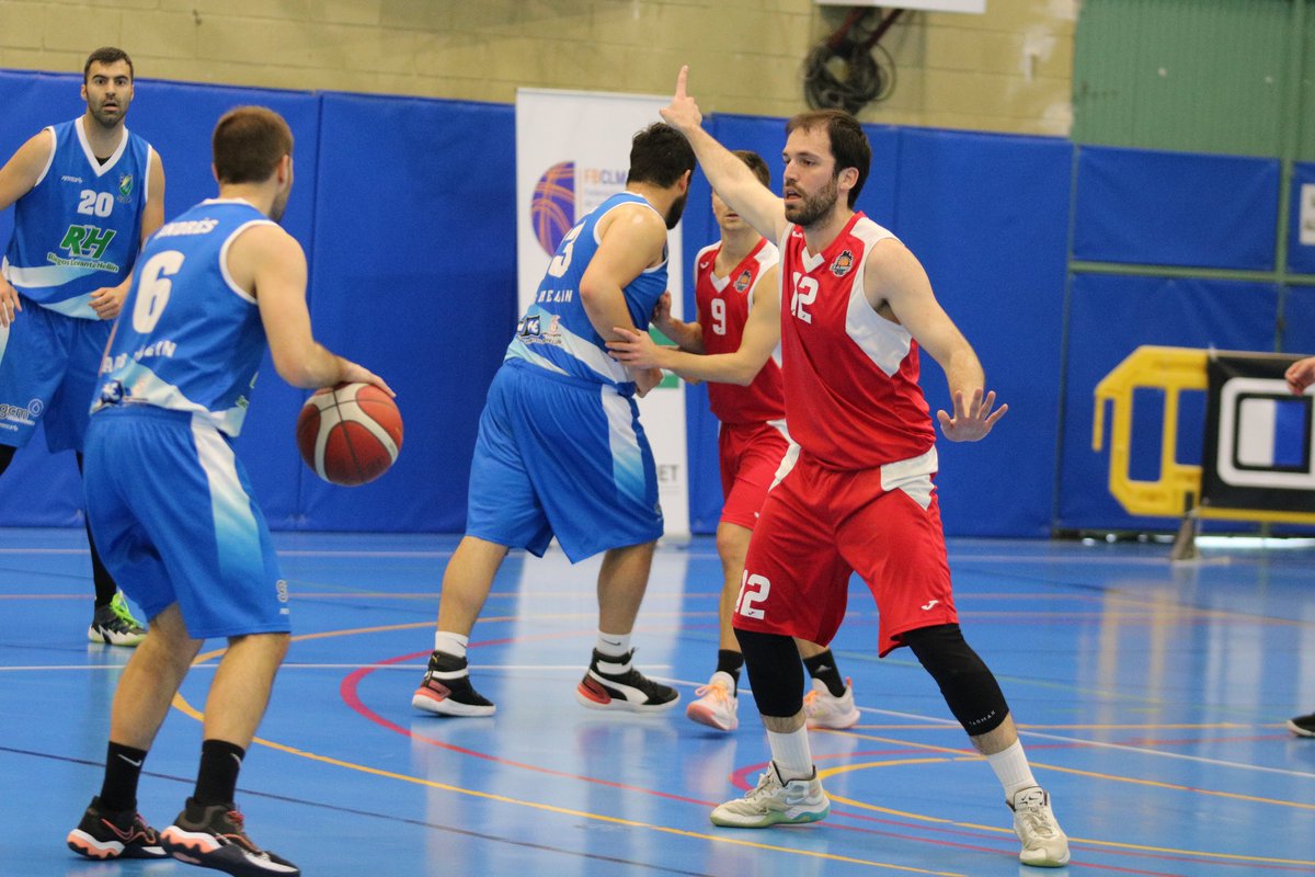 CBAlmansa's tweet photo. ⛹️♂️ #Copa1AutoMasCLM - FINAL
🆚 @ADB_Hellin
🔵 18-27 🔴
⏱ 2C - 6:41
✍ Suben los decibelios en el Adolfo Suárez. Partido muy intenso hasta el momento.
#LaFuerzaDelEquipo #JuntosSomosMásFuertes https://t.co/odkp5s9MTh