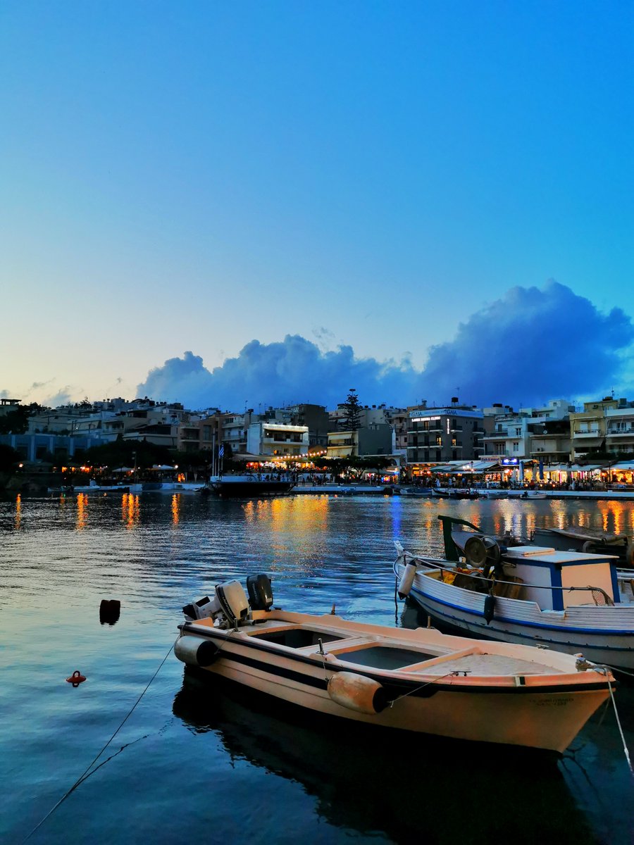 Cyb3rDragon's tweet photo. 🎉New Drop- "Port of Happiness"🎉

Beautiful sunset photo took place in Greece, Port of Piraeus🌇⛵️

✅10/10 Eds
✅Only 0.2 $tezos

🔗https://t.co/ZXfFu0XXB7
#tezos #objktcom #hicetnuncNFT #nftphotography #NFTphotograph #objkt https://t.co/5mjdoQxCST