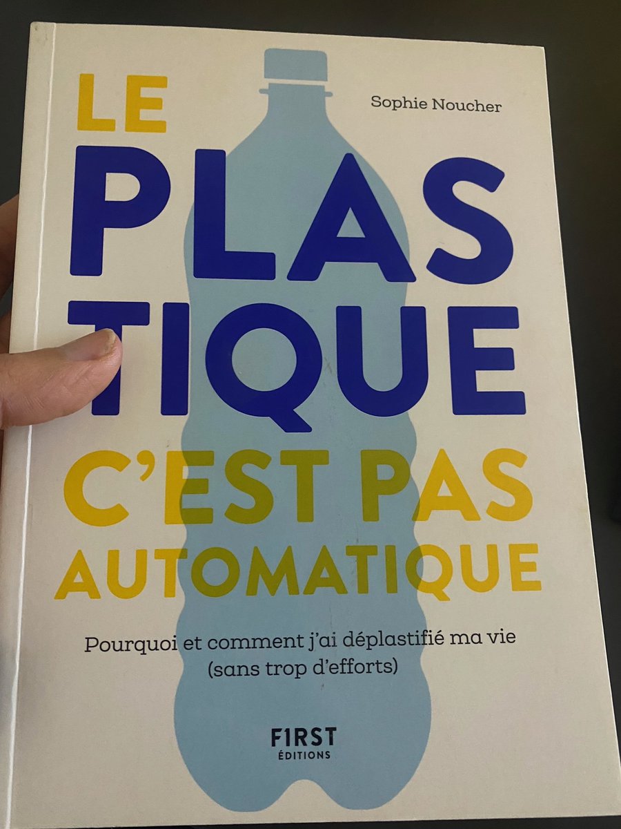 #DimancheLecture
Un de mes followers (qui se reconnaitra 😉) m’a prêté ce livre sur « le #plastique » afin que je lui donne mon avis, que je partage avec vous aujourd’hui #Thread 🧵