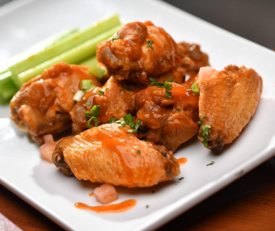 Happy hour is all day Sunday at the Ground Round! Stop in for drink specials and happy hour appetizers!