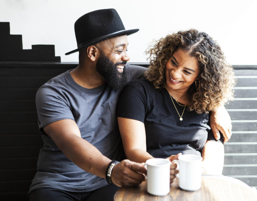 ChooseChicago's tweet photo. Every Chicago neighborhood is home to a diverse community of small businesses. 

Meet the people behind Black-owned businesses like a coffee shop giving back to the community, tours by @6figga_dilla, and more: https://t.co/kAzUdkL0Wc https://t.co/mJ8N5QEg4a