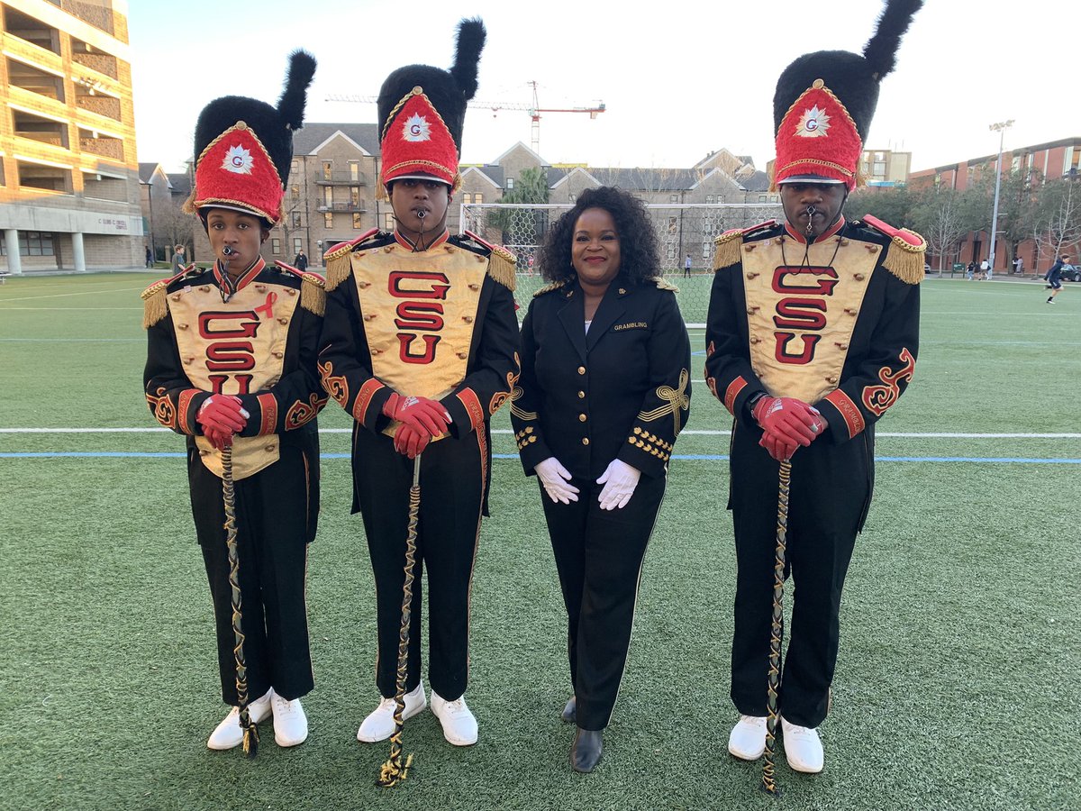 drnikkiroe's tweet photo. Somethings never change…Another first for the #WorldFamed
#HBCULegacyBowl 
#grateful https://t.co/Y34IXCFcOn