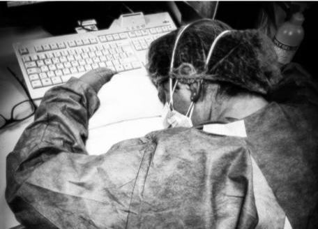 “Una macchina può fare il lavoro di cinquanta persone comuni, ma nessuna macchina può fare il lavoro di una persona eccezionale.” (Elbert Hubbard)

#GiornataNazionalePersonaleSanitario