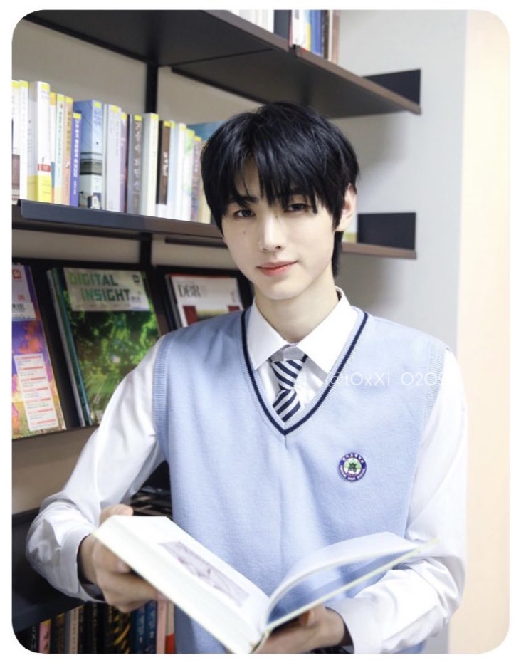 ice_sheep_'s tweet photo. 니 오늘 성훈이 봤냐? 진짜 미쳤더라 안구씻은거같다 https://t.co/ASb8GhEEbp